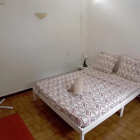 Maison Familiale A Nyaraló Perpignan